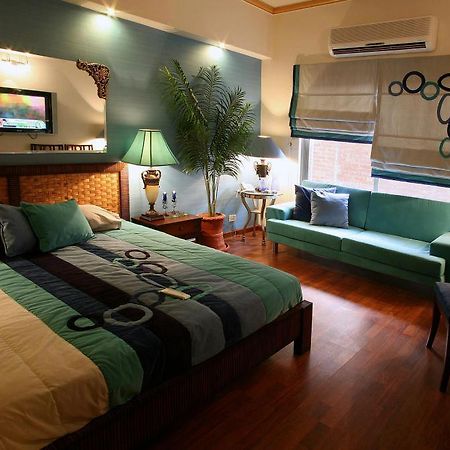 Maisonette Hotel & Apartments 拉合尔 外观 照片