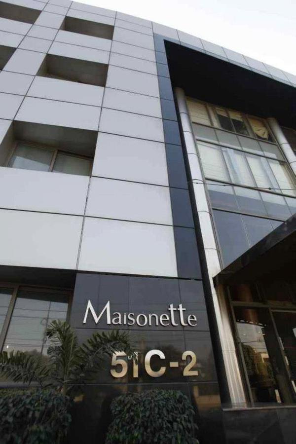 Maisonette Hotel & Apartments 拉合尔 外观 照片